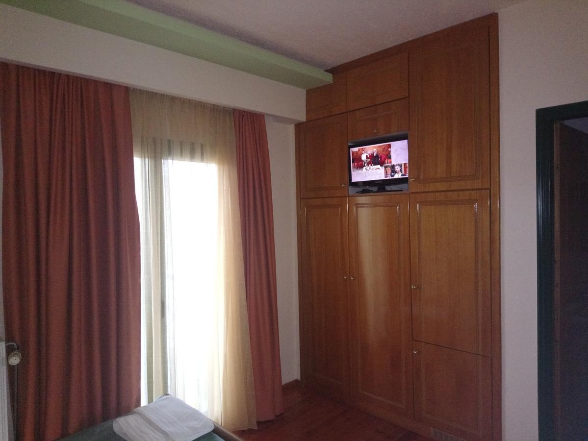 Elikonio Hotel Agia Anna  Exterior photo